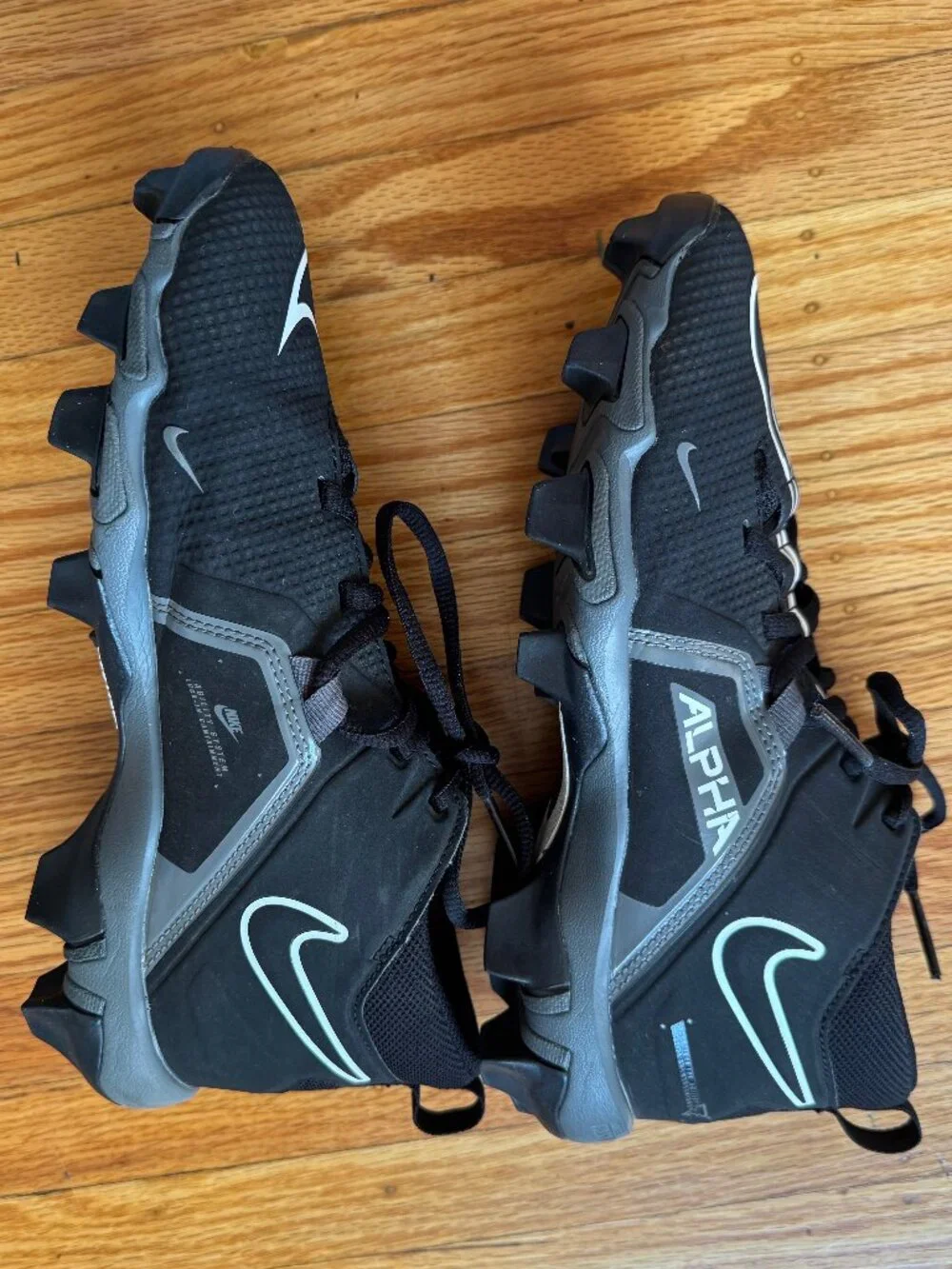 Nike Alpha Menace 3 Shark GS ‘Black Iron Grey’ Big Kids 6 Wide Football Cleats